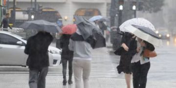 El SMN emitió alertas naranja y amarilla por tormentas, nevadas, lluvias y vientos en Buenos Aires y otras 10 provincias