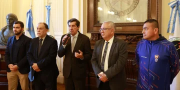 Carlos Sadir recibió a los campeones de la Copa Jujuy en Casa de Gobierno