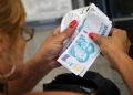 Inflación: el Gobierno asegura que en junio se romperá el piso del 2%
