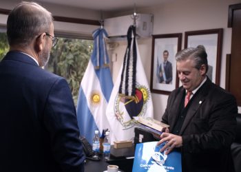 Gastón Millón recibió al embajador de Ucrania, Yurii Klymenko