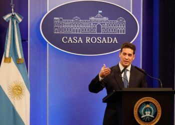 Ravier negó críticas a Messi y defendió a la Selección por la bandera de Malvinas