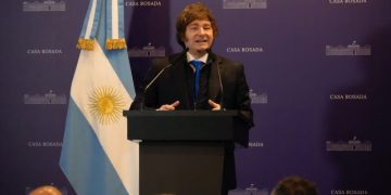 En medio del clima mundialista, Milei expuso los detalles de la reforma del Banco Central ante legisladores libertarios