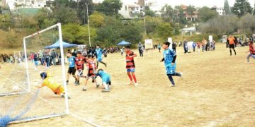 Más de 800 niños protagonizaron la final del Torneo Intercentros en el Parque San Martín