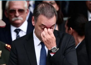 Adorni, cada vez más complicado: la Justicia le exigió explicaciones sobre su patrimonio