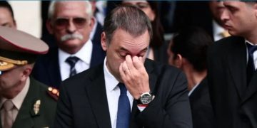Adorni, cada vez más complicado: la Justicia le exigió explicaciones sobre su patrimonio