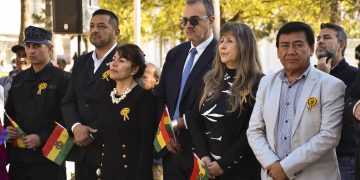 Concejales participaron del acto por el 201° Aniversario de la Independencia de Bolivia