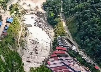 Video: el desastre en Nepal dejó 389 muertos y más de 1.300 desaparecidos