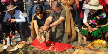 San Salvador de Jujuy honró a la Pachamama con una multitudinaria ceremonia en el Parque Xibi Xib