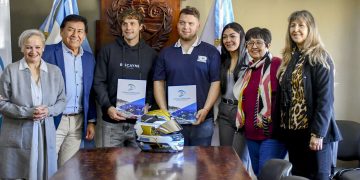 Concejales reconocieron la trayectoria de dos pilotos jujeños que compiten a nivel nacional