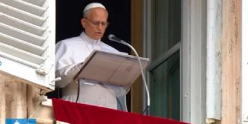 El gobierno analiza decretar feriado o asueto por la visita del Papa en noviembre