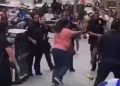 Pánico en el centro de Nueva York: una mujer apuñaló a dos personas y murió baleada por la policía