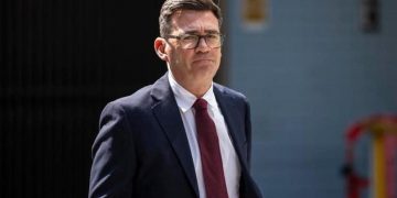 Fuerte advertencia del primer ministro británico tras el reclamo de Milei por Malvinas