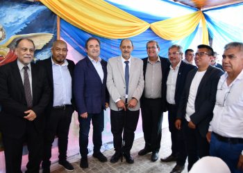 Bernis acompañó las honras a San Miguel Arcángel en Yuto