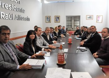 La Comisión de Finanzas analizó el proyecto de financiamiento para la Travesía Urbana