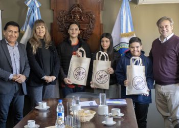 Concejales se reunieron con deportistas que recibieron apoyo de la institución parlamentaria