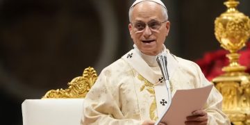 La delegación del Vaticano recorrió el Cottolengo Don Orione y ahora visitará Luján para preparar la llegada del Papa