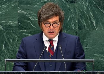 Milei reclamó al Reino Unido retomar las negociaciones por Malvinas y criticó a la ONU: “Es una organización inútil”