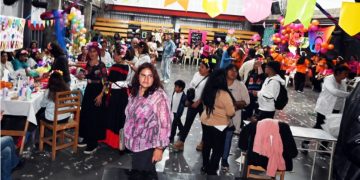 El CPV 12 de Octubre recibió la primavera con una jornada de encuentro y participación vecinal
