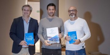 El libro "Ciudades Azules", dedicado al urbanismo desde la neurodivergencia fue presentado en el C.C. Lola Mora