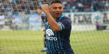El “Lobo” ganó una batalla y volvió a la cima de la Primera Nacional