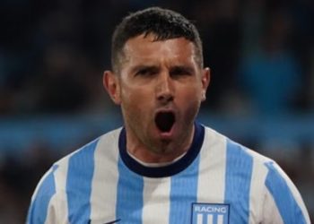 Racing cortó la mala racha: volvió al triunfo contra Sarmiento y dejó el último puesto en el Torneo Clausura