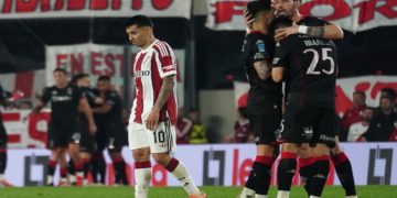 Huracán dio el golpe y le ganó a River en el Monumental por el Torneo Clausura