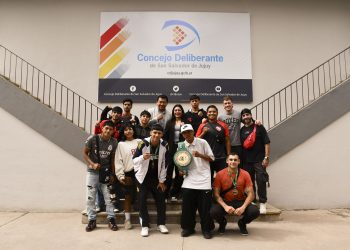 Concejales recibieron a la delegación jujeña de boxeadores que participó del torneo "Verde y Oro"