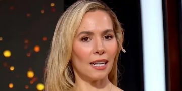 La confesión de Elina Constantini: recibe mensajes de aliens, demonios y la Virgen