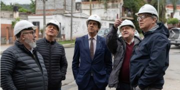 Carlos Sadir recorrió las obras de las Torres de Luján que registran un avance del 70%