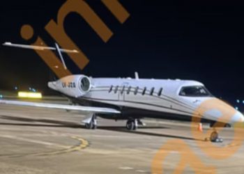 El misterioso avión en el que viaja Flávio Bolsonaro finalmente despegó de Argentina rumbo a Estados Unidos