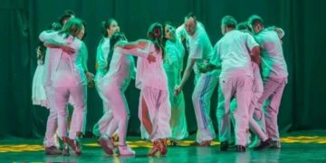 Casa Baca abre inscripciones para el taller “Florecer Bailando” con salsa y bachata en Los Perales