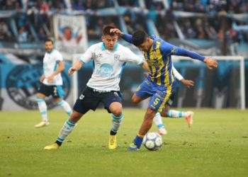 Gimnasia tropezó ante Atlanta y ya no podrá pelear por la final del primer ascenso