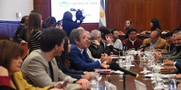 Ley de Coparticipación Municipal: Bernis abrió el debate con los intendentes y destacó una Legislatura abierta al consenso
