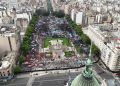 Con fuertes críticas al Gobierno y el reclamo por la ley de financiamiento se realizó una nueva marcha universitaria