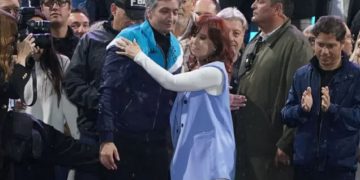 Cristina y Máximo Kirchner pidieron participar de manera virtual en el juicio oral por Los Sauces