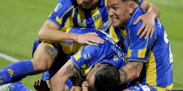 Rosario Central, a la cima de la Anual tras vencer a Huracán por el Torneo Clausura