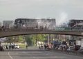 Locura por Lionel Messi: la caravana espontánea que se armó junto al micro de la Selección rumbo al Monumental